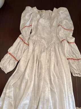 Princess White Floral Texture Costume Dress with Red Trim